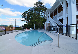 Topsail Shores Inn, North Carolina, USA